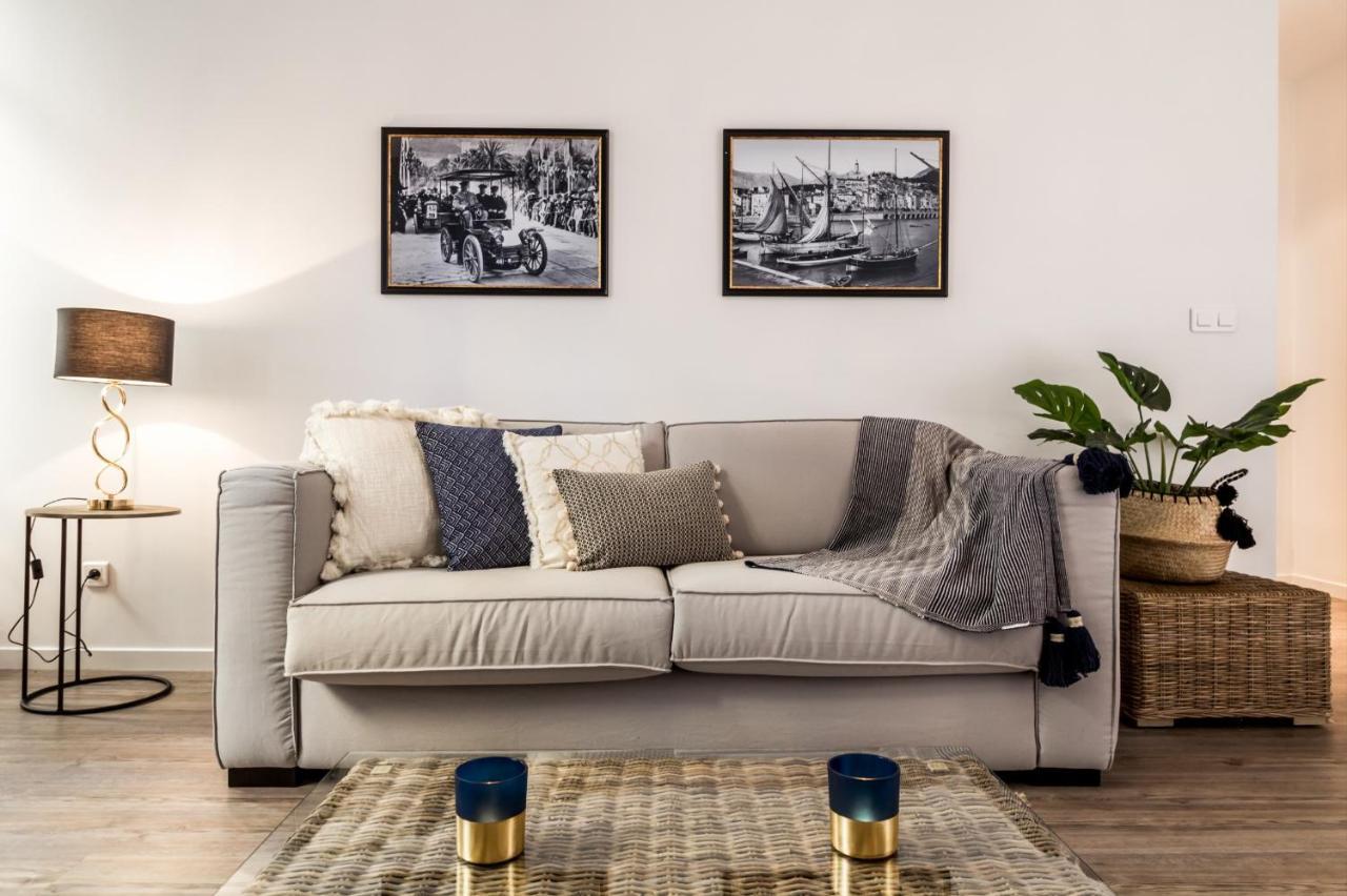 Nestor&jeeves - Adriana - Central, Close Sea Nizza